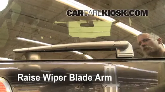 2011 Lincoln Navigator L 5.4L V8 FlexFuel Windshield Wiper Blade (Rear) Replace Wiper Blade